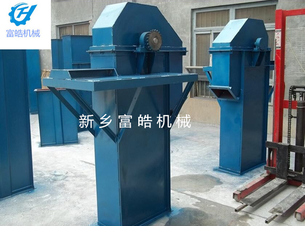斗式提升機(jī)結(jié)構(gòu)簡(jiǎn)單，維護(hù)方便，依靠膠帶固定